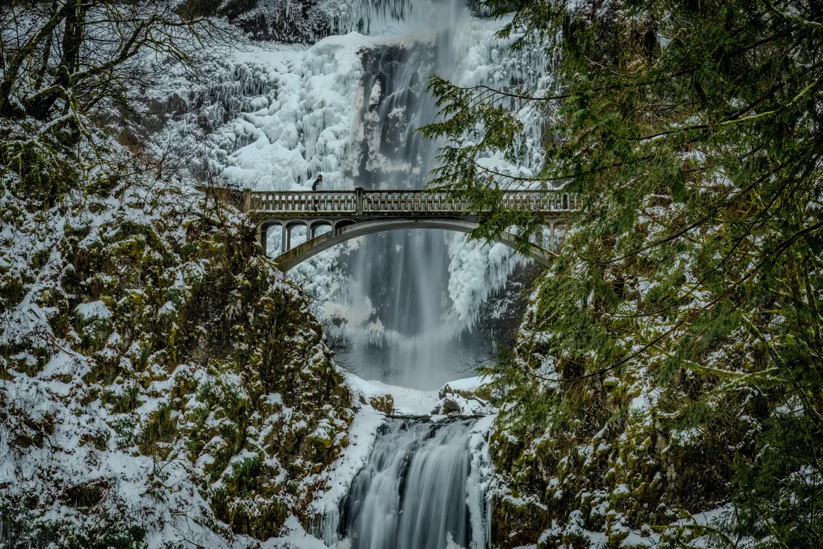 Multnomah Falls in snow, Columbia River Gorge, Oregon