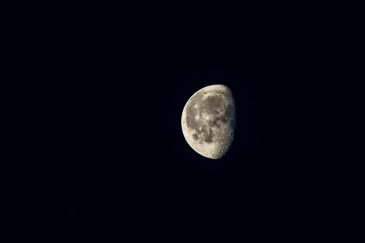The Moon from Seattle, Washington