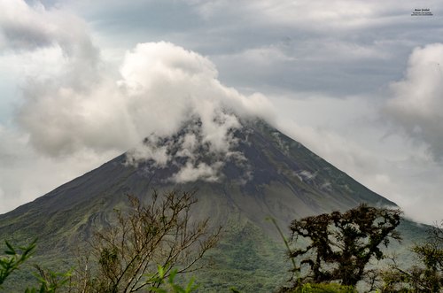 Cloud around the volcano, Florencia, Alajuela